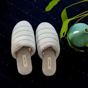 Madewell - Chambray scuff quilted slippers